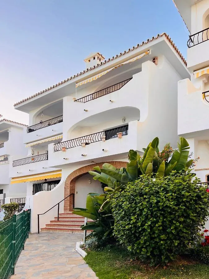 מיחאס Renovated Apartment With Sea Views And Pool With Private Parking ספרד