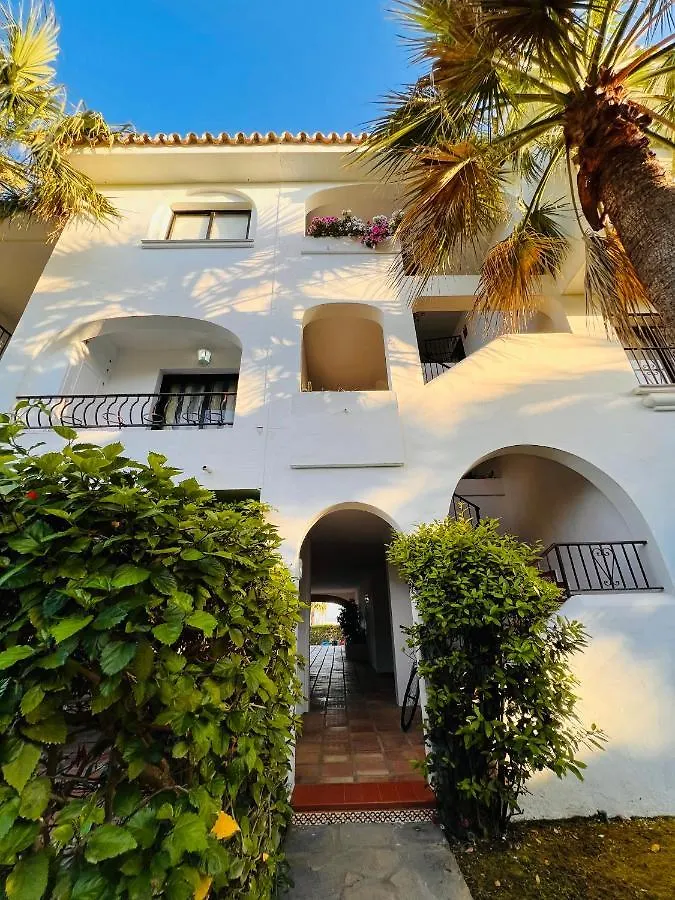 Renovated Apartment With Sea Views And Pool With Private Parking Mijas